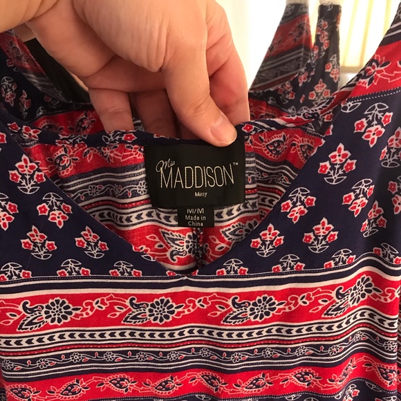 Gorgeous Color & Pattern Tank Top - Picture 4 of 8